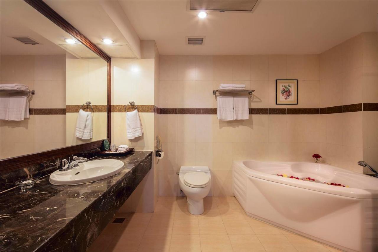 Sai Gon Quang Binh Hotel Dong Hoi Kültér fotó